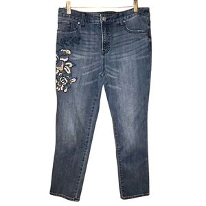 Chico’s So Slimming Girlfriend Slim Leg Crop Jeans Floral Embroidered Size‎ 6